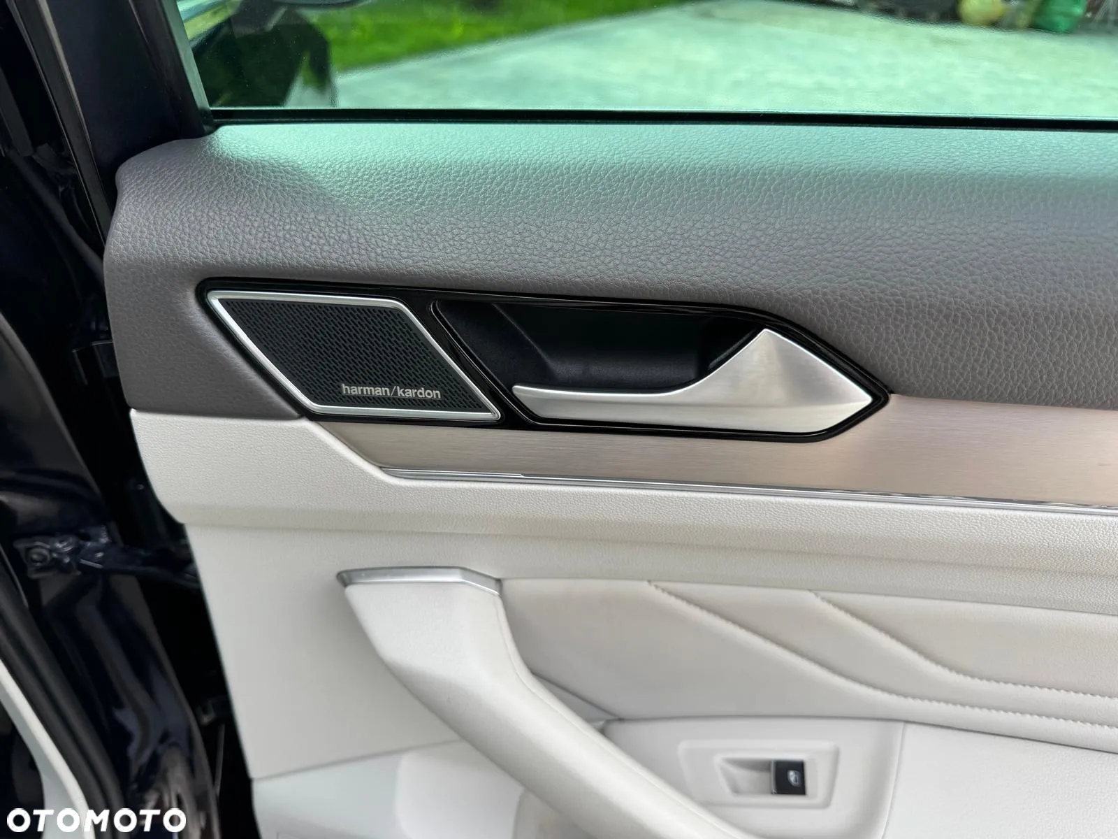 Volkswagen Passat 2.0 TSI Elegance DSG - 32