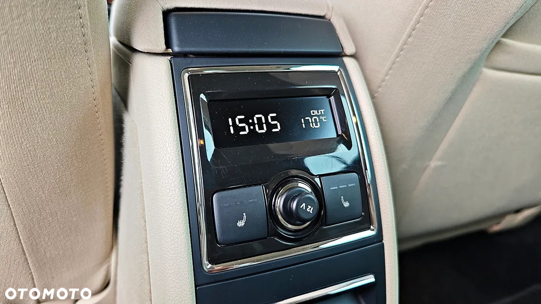 Skoda Superb 1.8 TSI 4x4 Platinum - 29