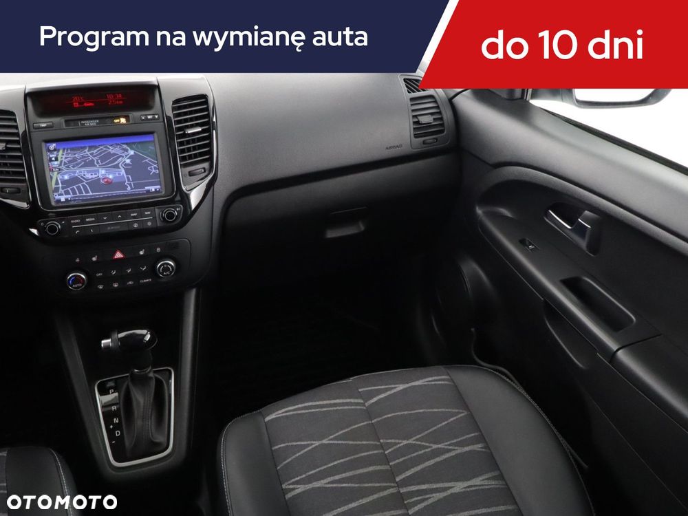 Kia Venga - 10