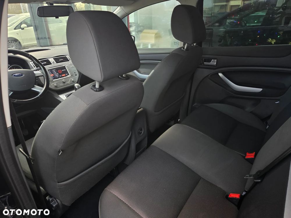 Ford Kuga 2.0 TDCi 2x4 Champions Edition - 17