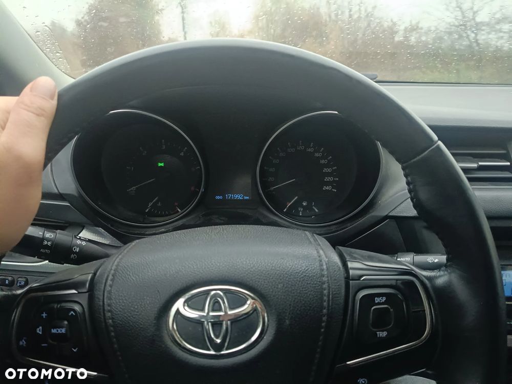 Toyota Avensis 2.0 D-4D Active Business - 6