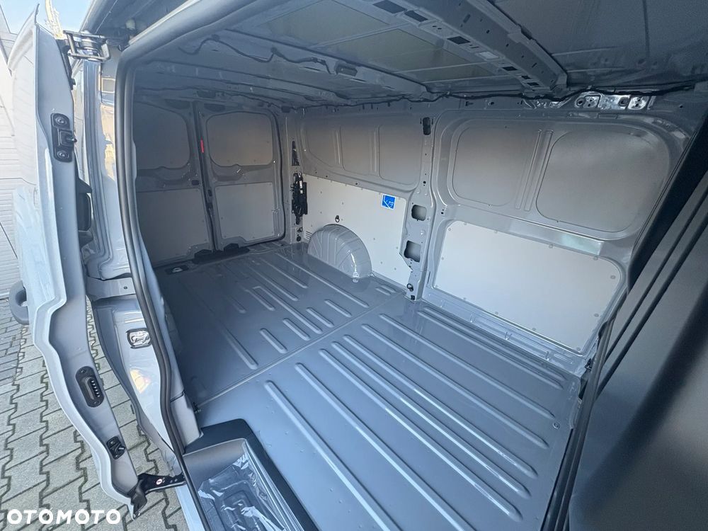 Volkswagen Transporter - 7