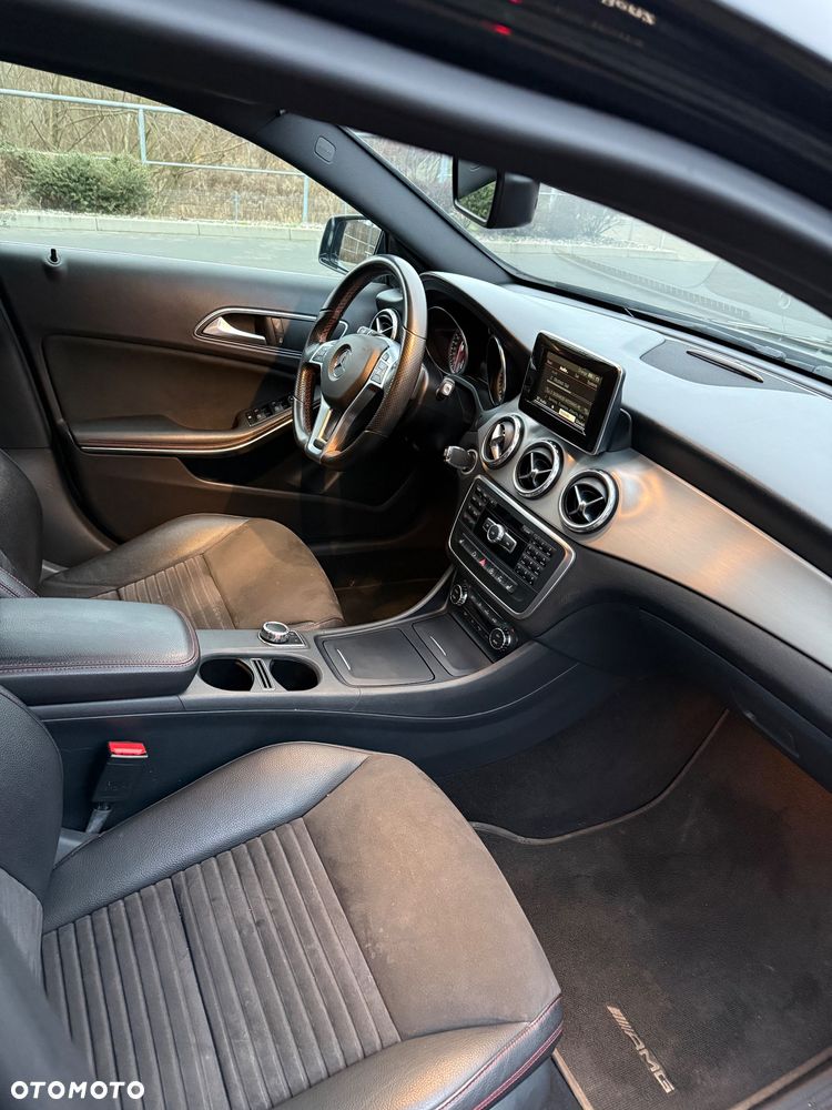 Mercedes-Benz GLA 200 (CDI) d 7G-DCT AMG Line - 18