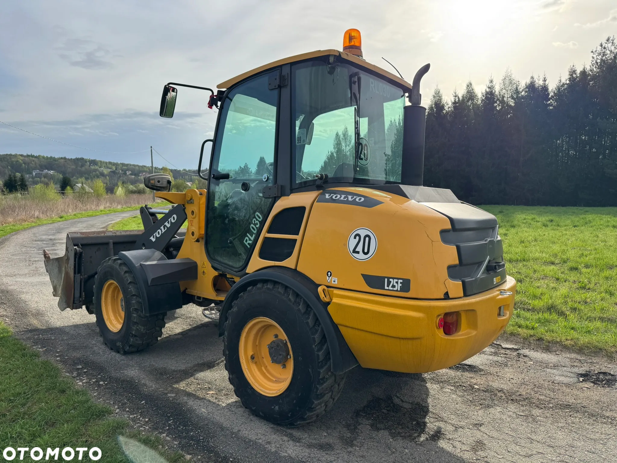 Volvo L25F - 7
