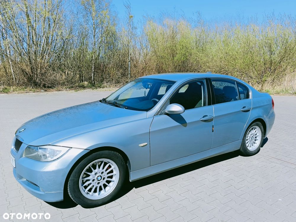 BMW Seria 3 325i - 7