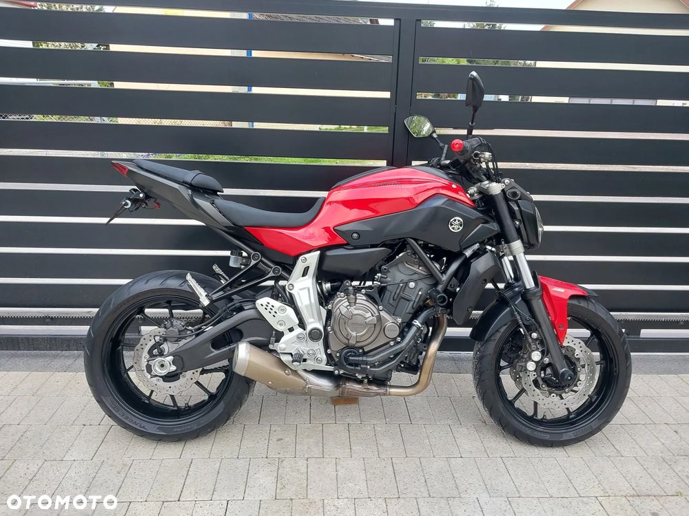 Yamaha MT - 2