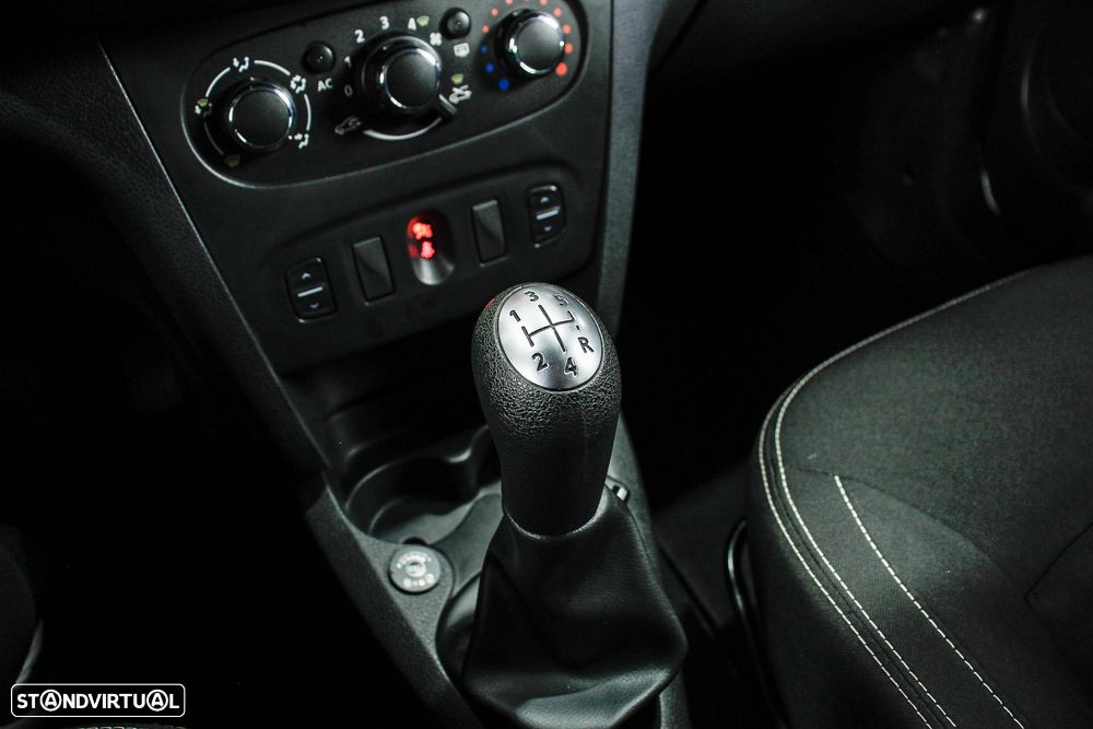 Dacia Sandero 1.2 16V Confort Bi-Fuel - 35