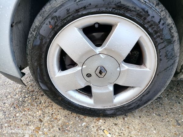 Para Peças Renault Clio Ii Caixa (Sb0/1/2_) - 9