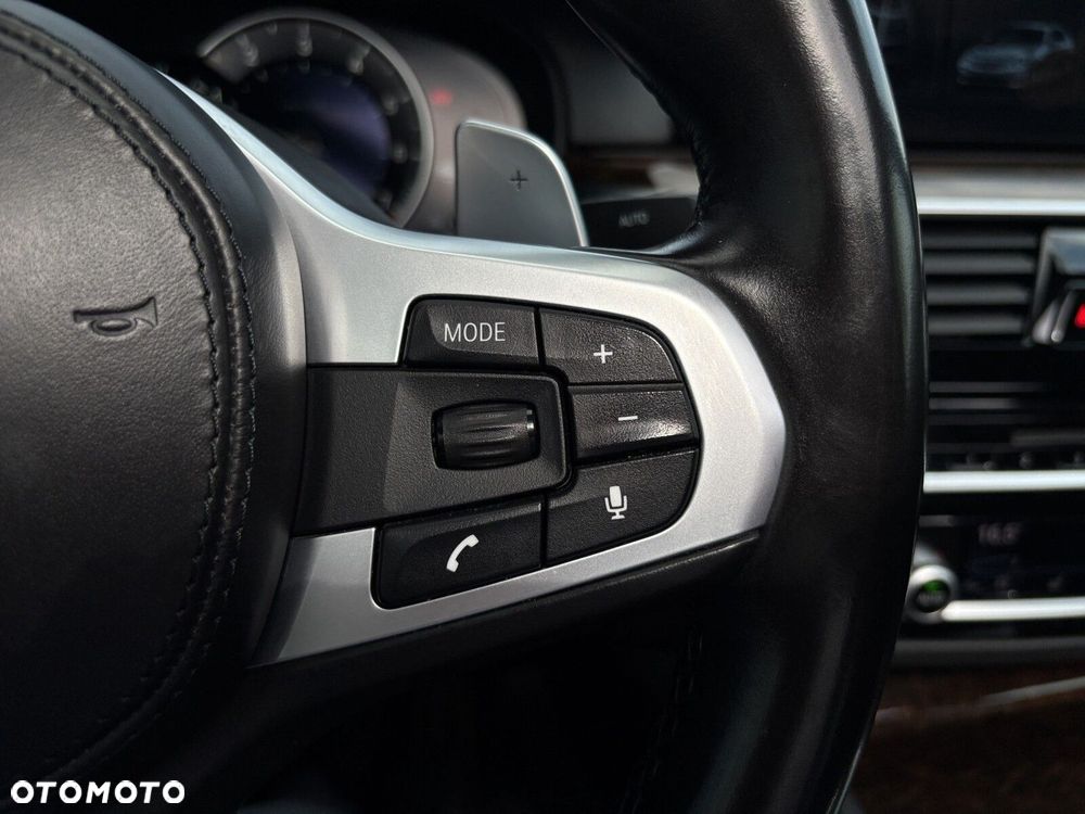 BMW Seria 5 - 25