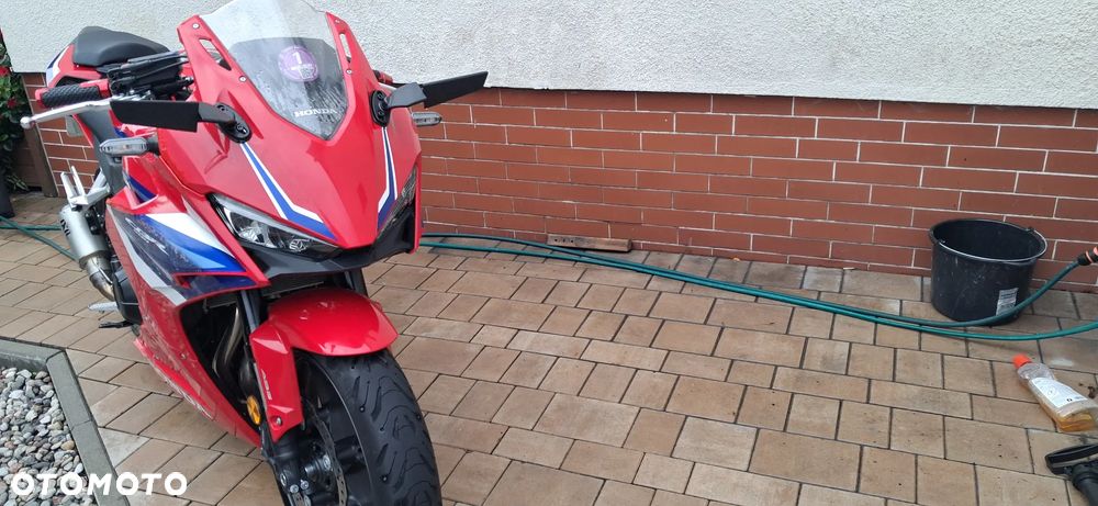 Honda CBR - 3