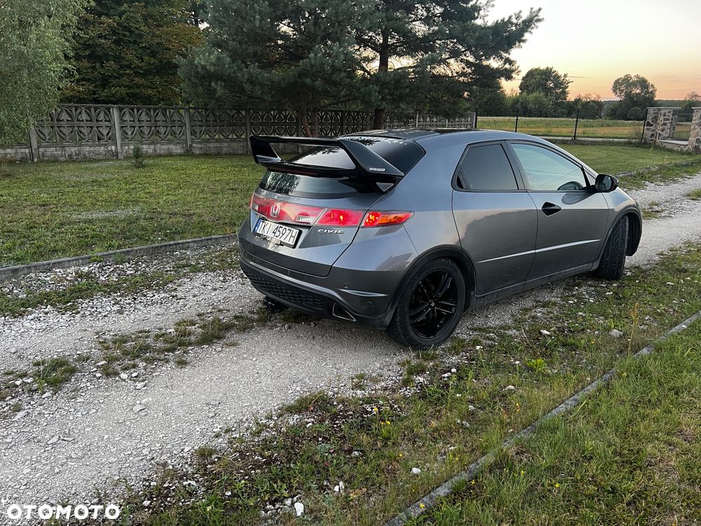 Honda Civic 1.8 Executive - 10