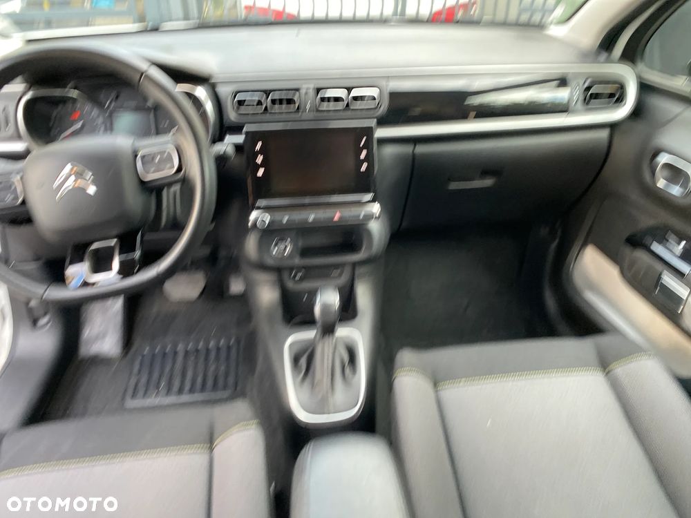Citroën C3 1.2 PureTech Shine EAT6 - 10