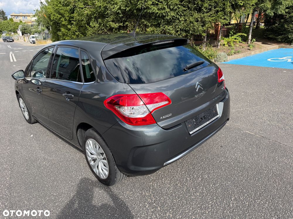 Citroën C4 e-HDi 110 Selection - 8