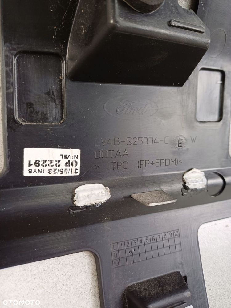 listwa drzwi prawy tył tylnia prawa ford kuga mkiii 3 19- - 15