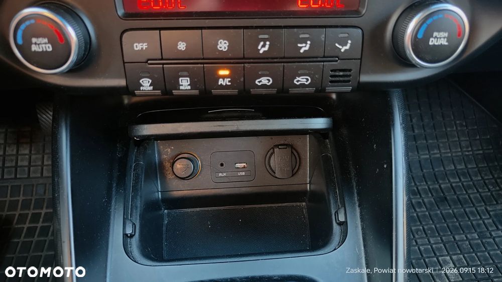 Kia Carens 1.6 GDI L 7os EU6 - 15