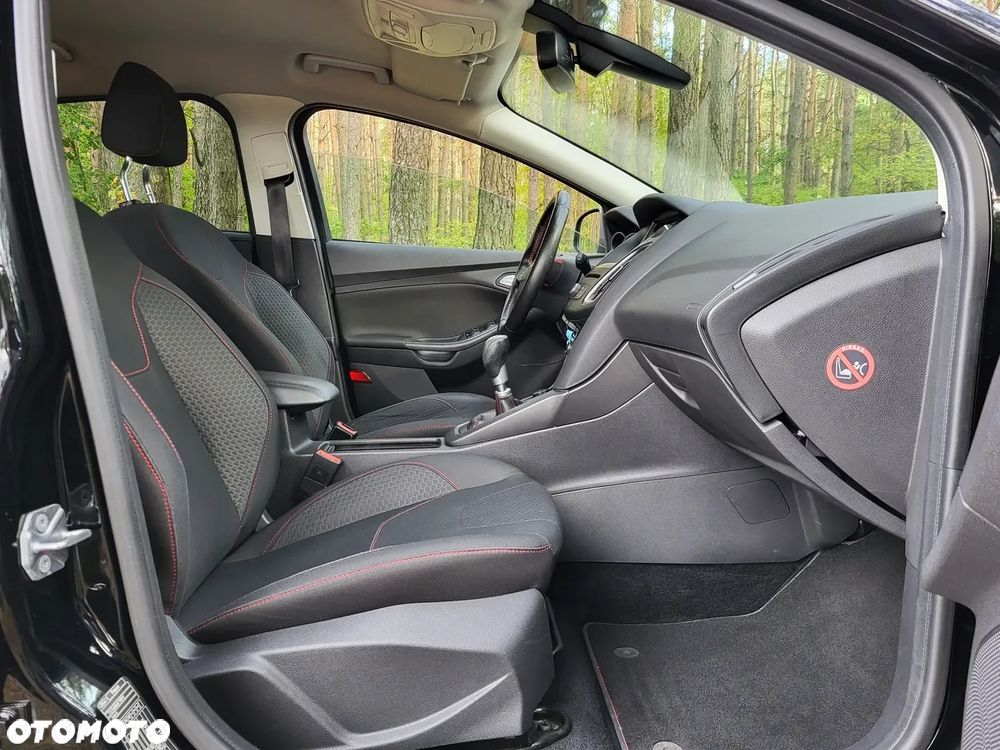 Ford Focus 1.5 EcoBoost STart-Stopp-System ST-LINE - 9