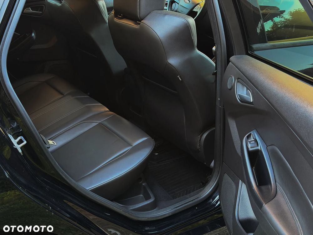 Ford Focus 2.0 EcoBoost ST-2 - 30