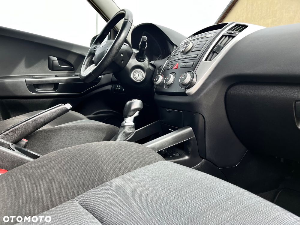 Kia Ceed 1.4 CVVT Attract - 13