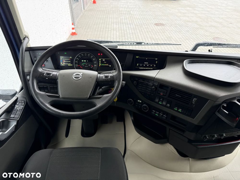 Volvo FH 420 / Winda / Przejazdowy 7,75m / Lodówka - 9