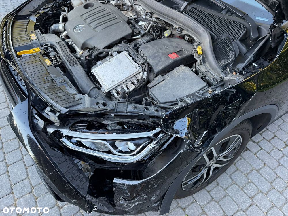 Mercedes-Benz GLA 200 d - 7