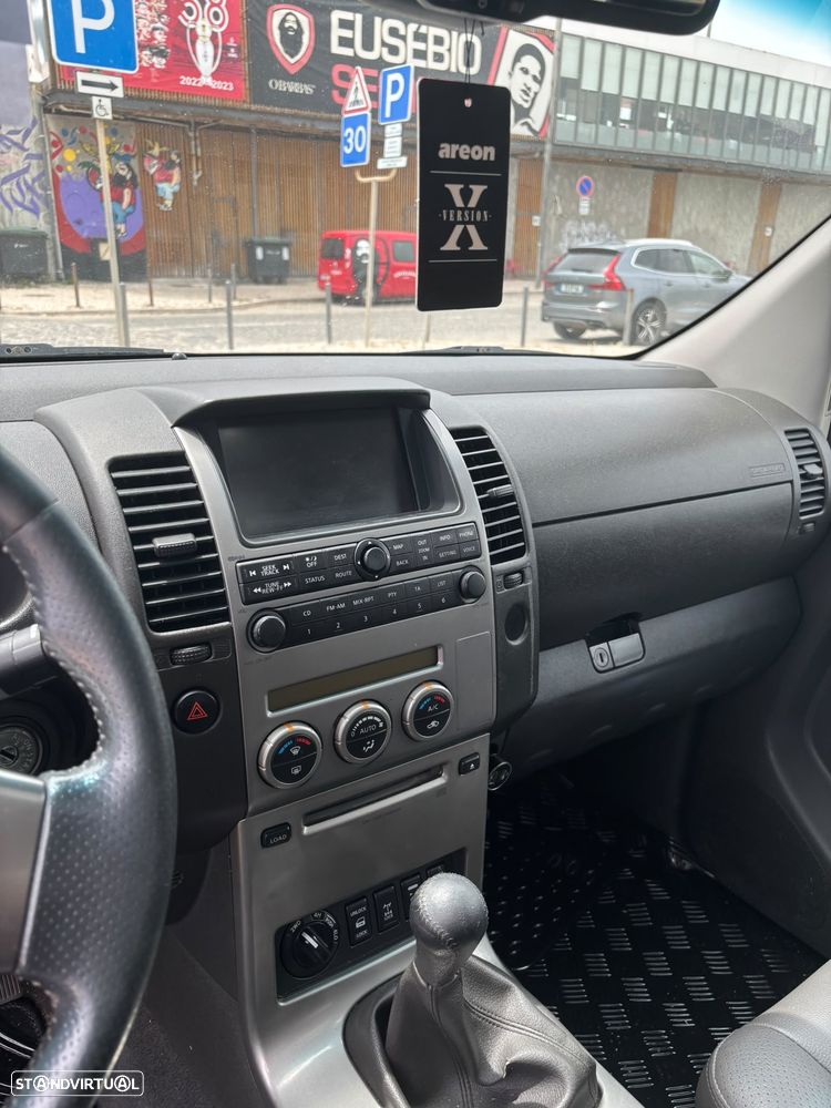 Nissan Pick Up Navara - 9