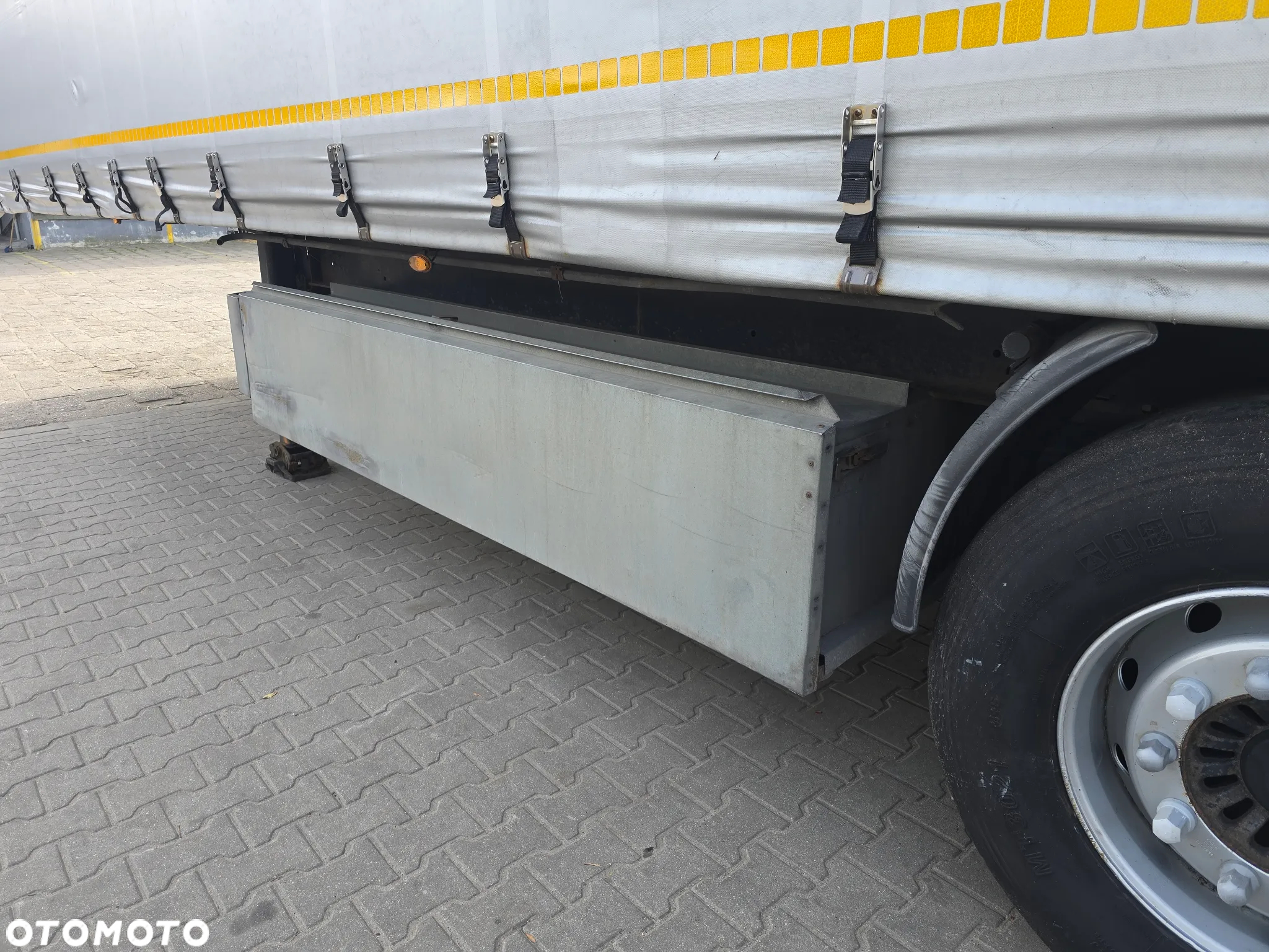 Kögel SN24 - 10