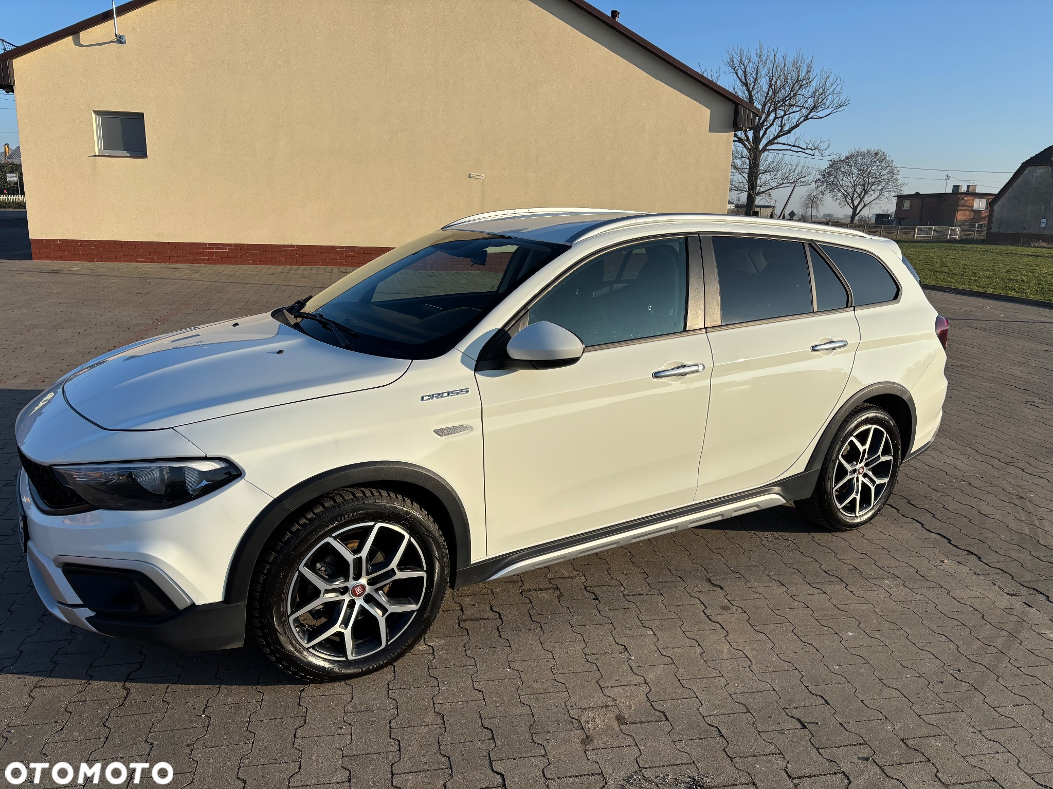 Fiat Tipo 1.6 MultiJet Cross - 5