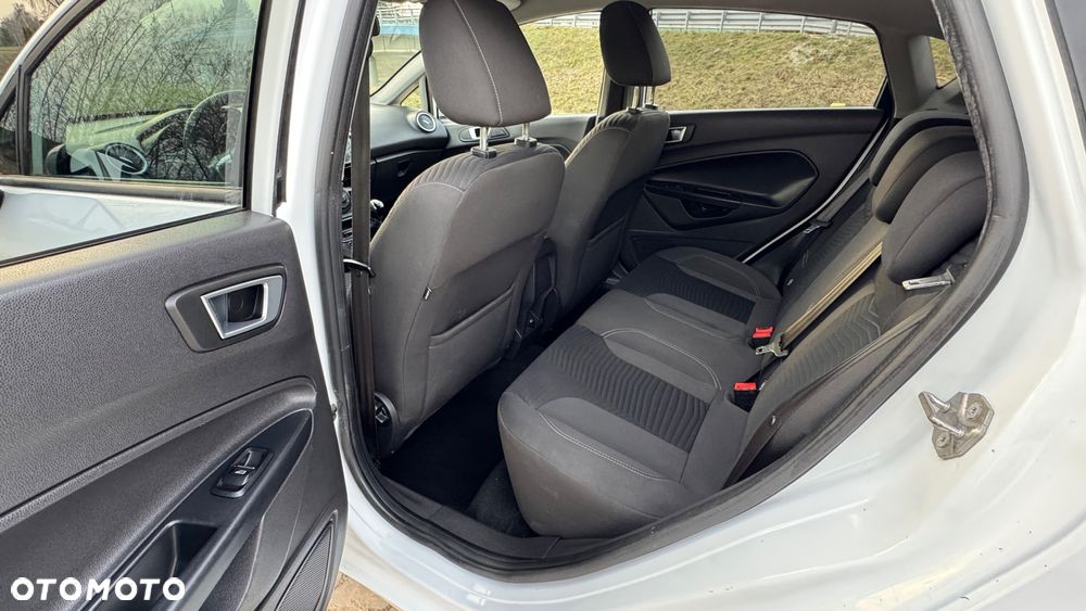 Ford Fiesta - 13