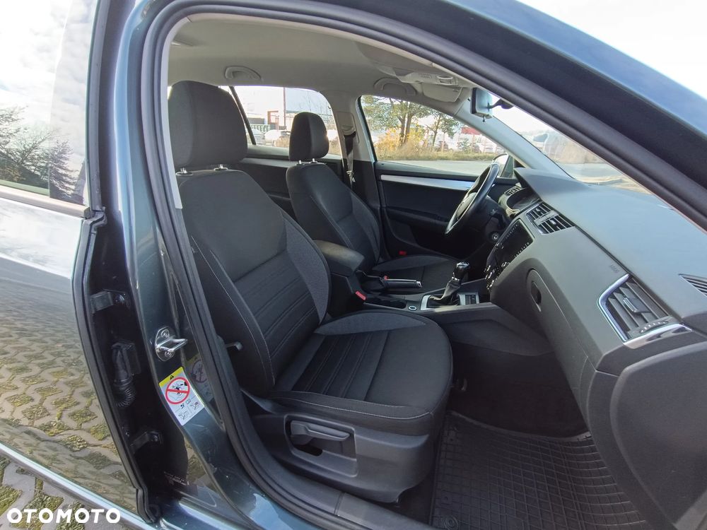 Skoda Octavia 1.5 TSI ACT Ambition - 9