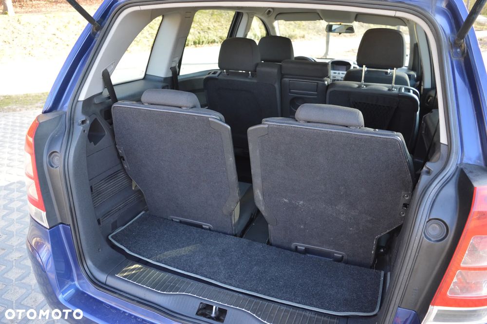 Opel Zafira 1.7 CDTI - 22
