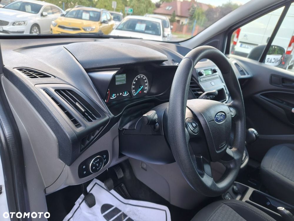 Ford Transit Connect - 15