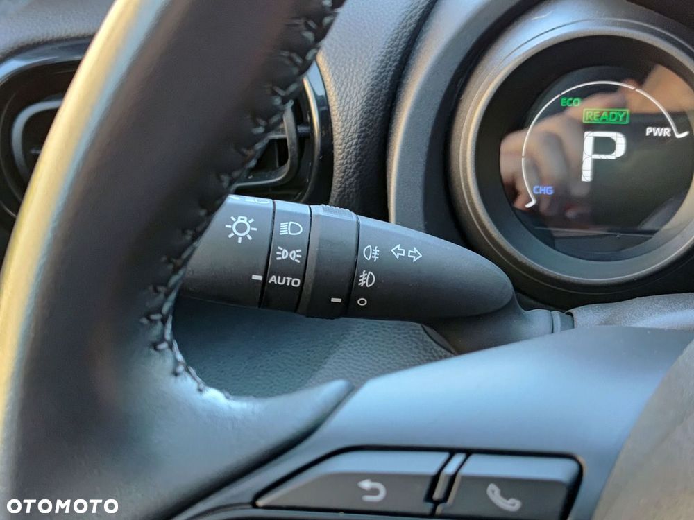 Toyota Yaris Hybrid 1.5 Comfort - 19