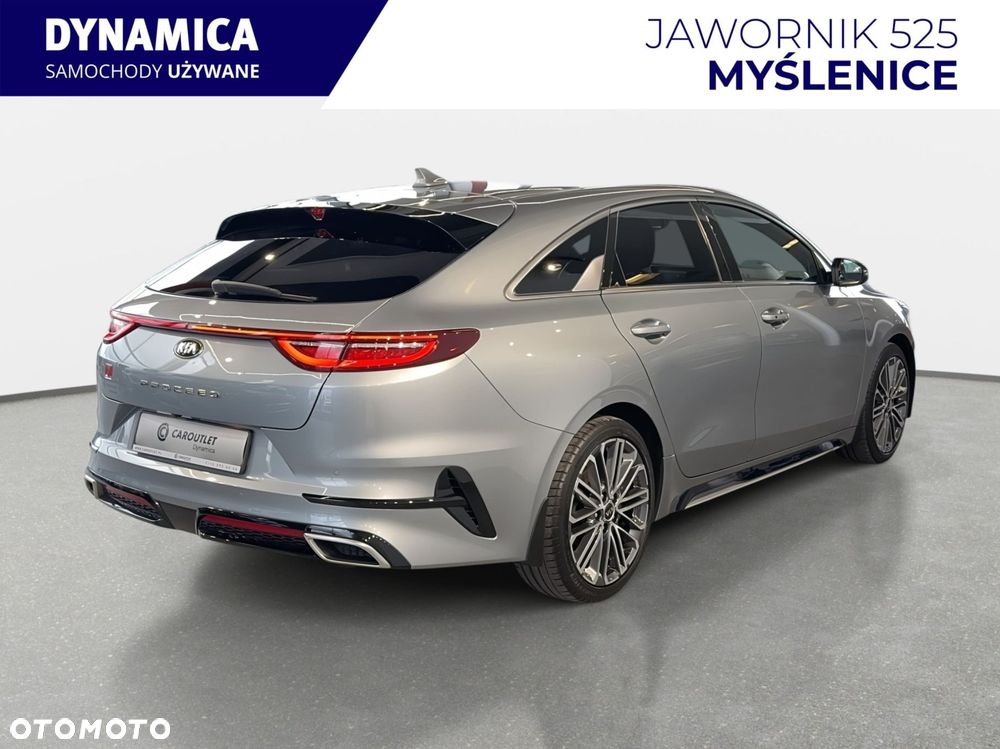 Kia ProCeed - 9