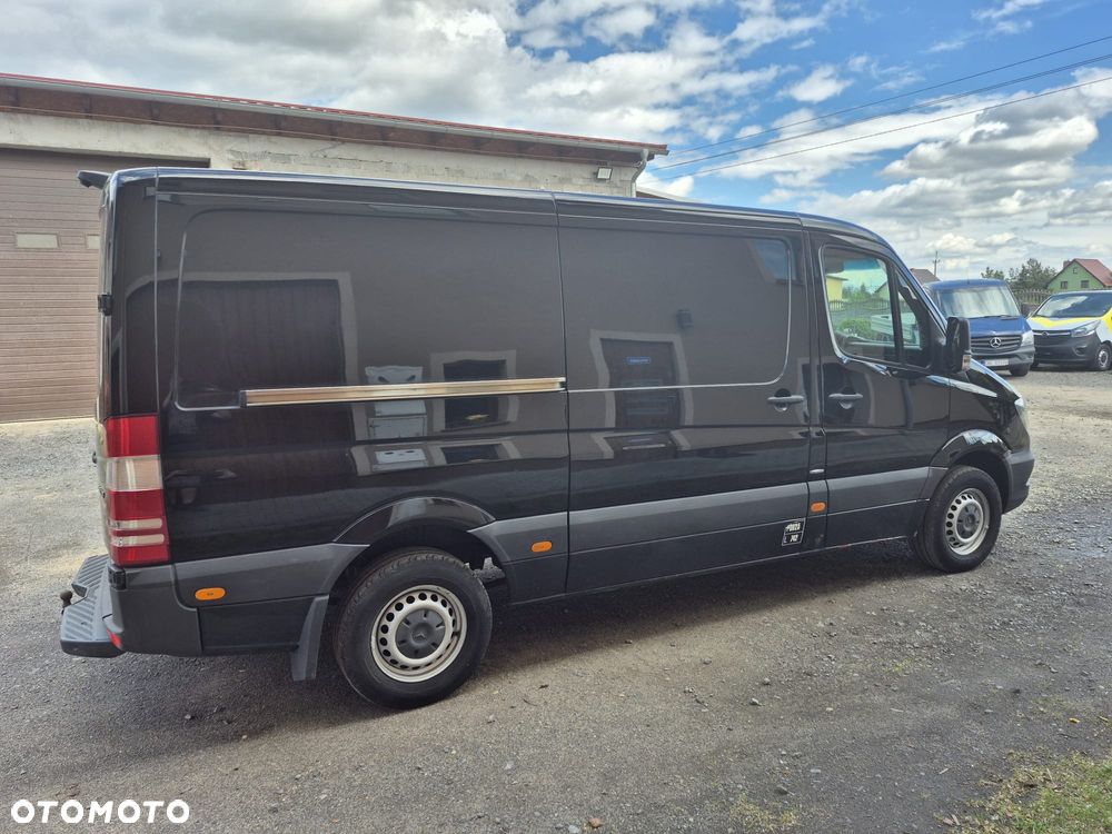 Mercedes-Benz Sprinter 216 - 2