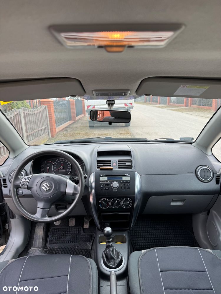 Suzuki SX4 1.9 DDiS DPF 4x4 Comfort - 6