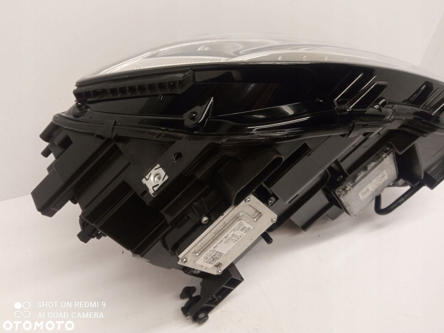LAMPA PRAWA FULL LED TIGUAN II 5NB941036D - 6