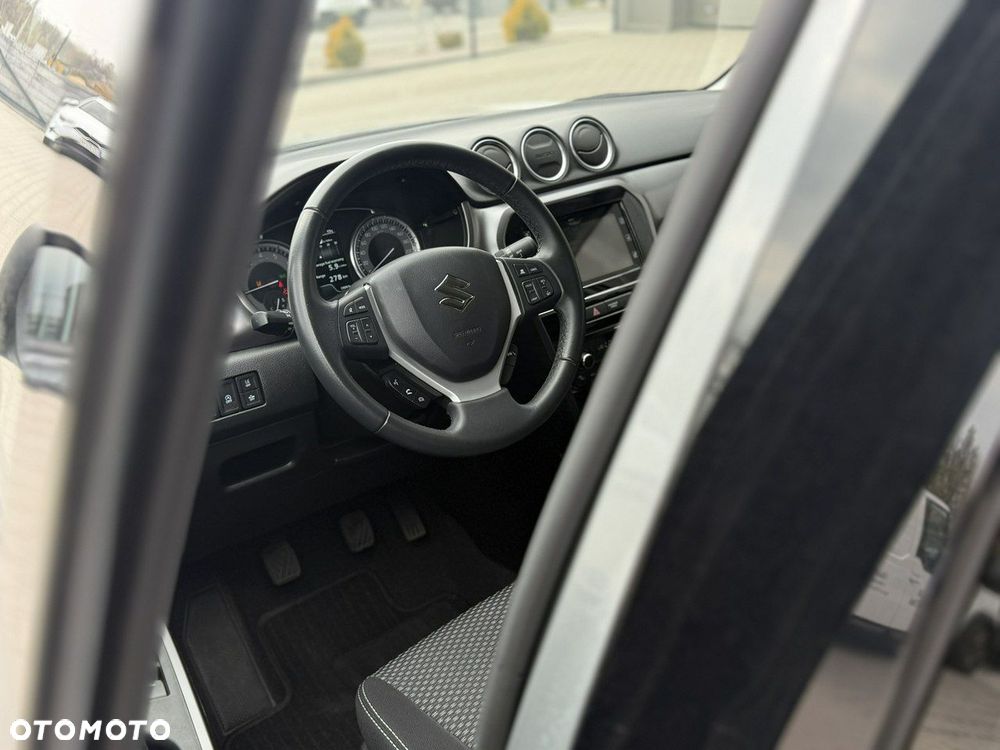 Suzuki Vitara - 10