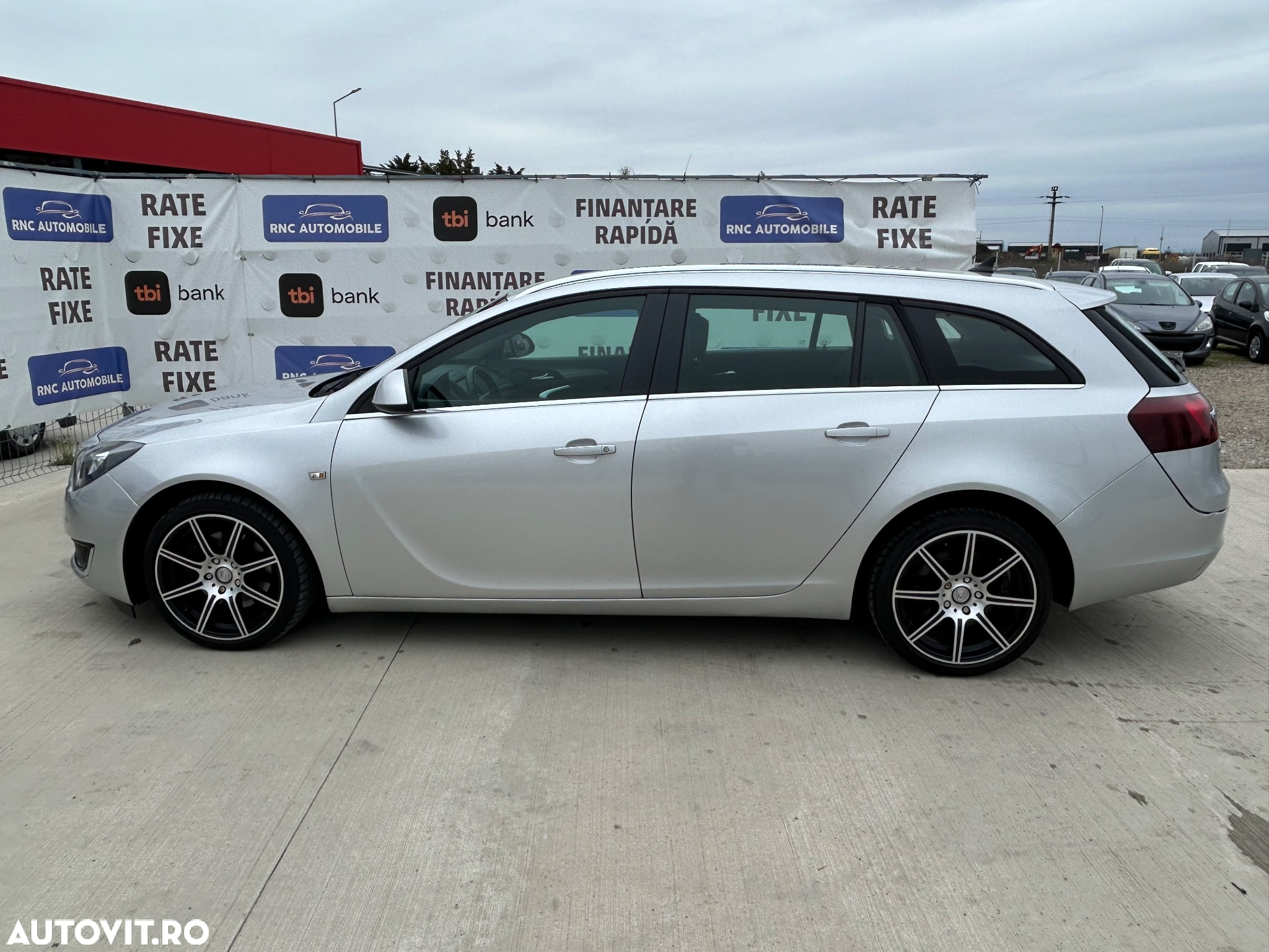 Opel Insignia - 9