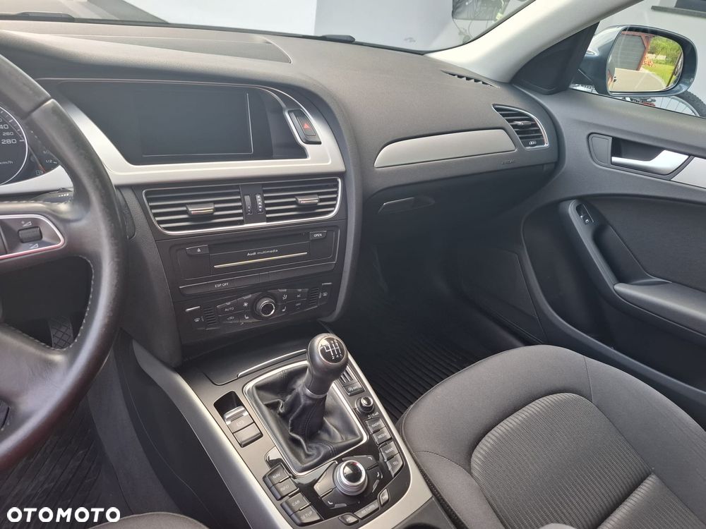 Audi A4 Avant 2.0 TDI - 15