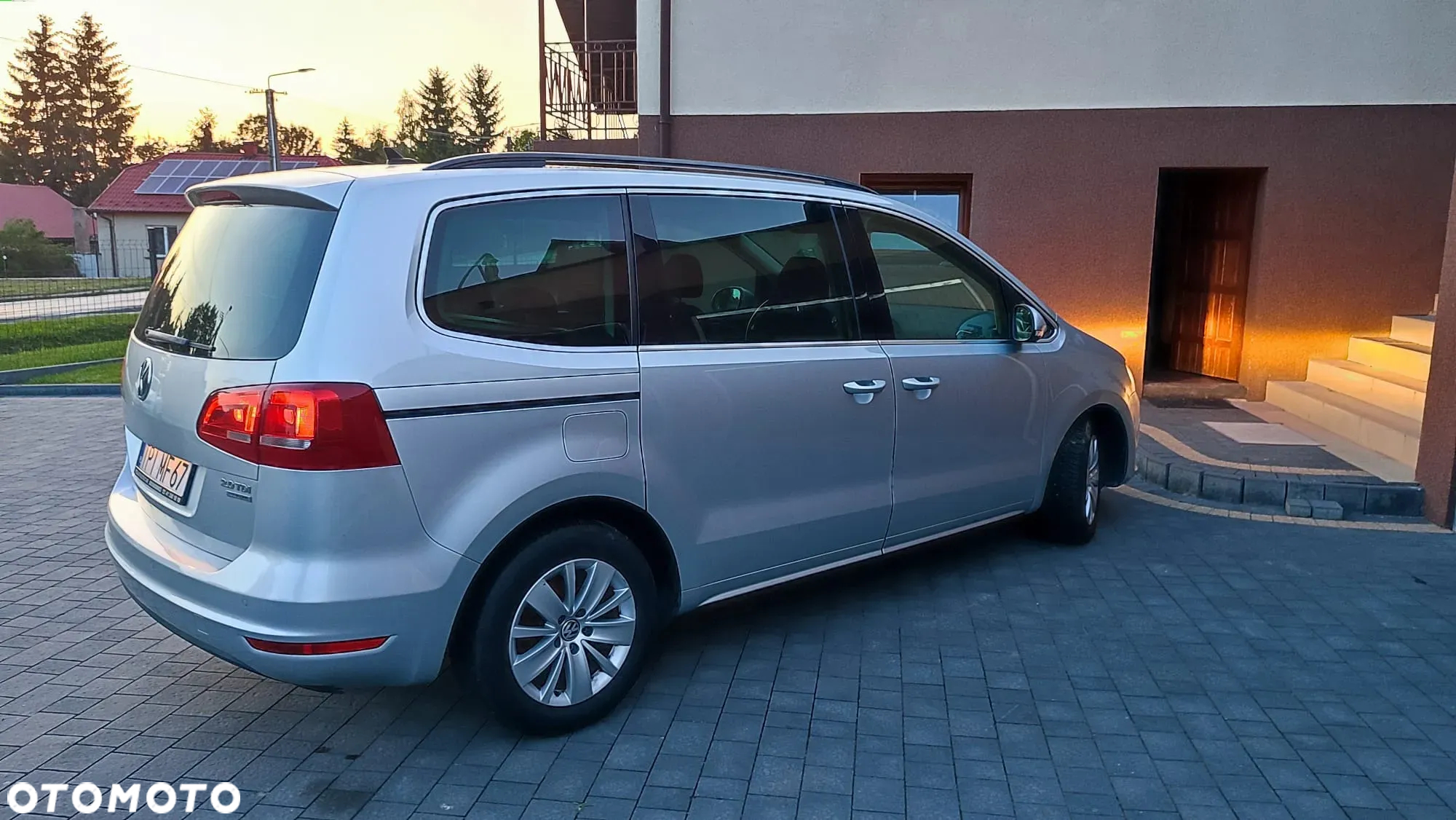 Volkswagen Sharan 2.0 TDI BlueMotion Technology Highline - 26
