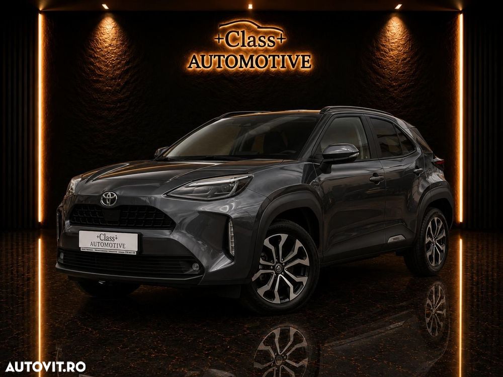 Toyota Yaris Cross 1.5 VVT-i HSD 4x2 Dynamic - 3