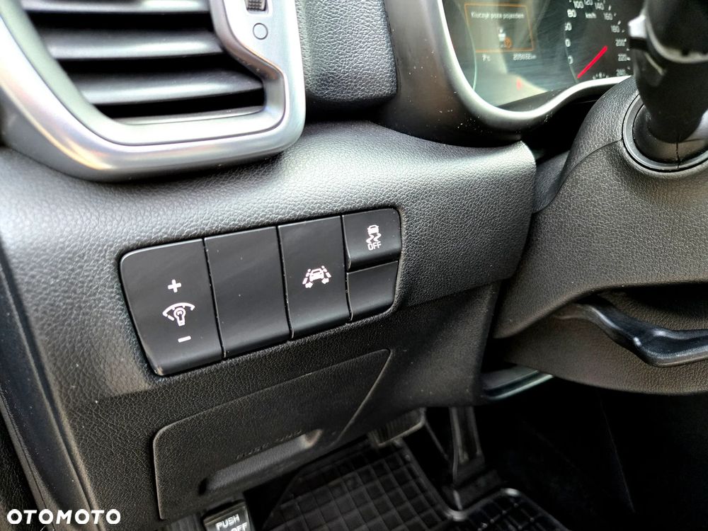 Kia Sportage 1.7 CRDI Business Line 2WD DCT - 30