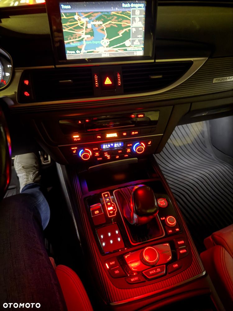 Audi S6 Limousine - 24