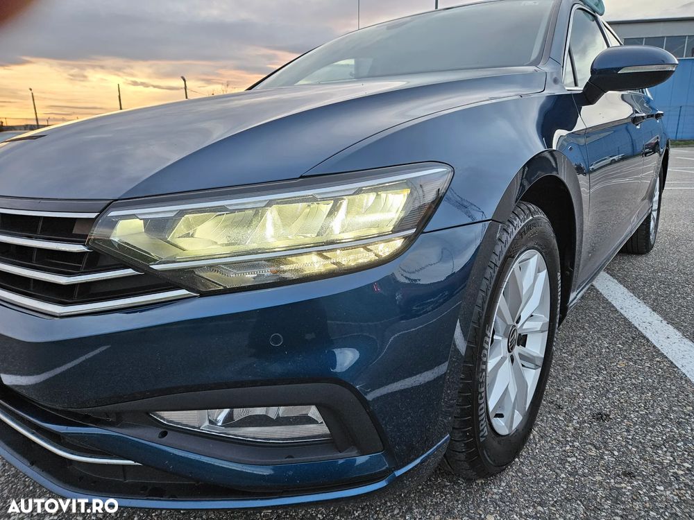 Volkswagen Passat Variant 2.0 TDI (BlueMotion Technology) Comfortline - 11