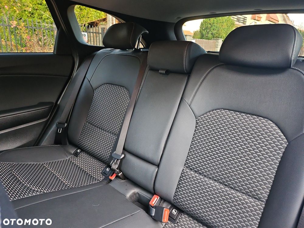 Kia Ceed 1.6 GDI PHEV Business Line DCT - 16