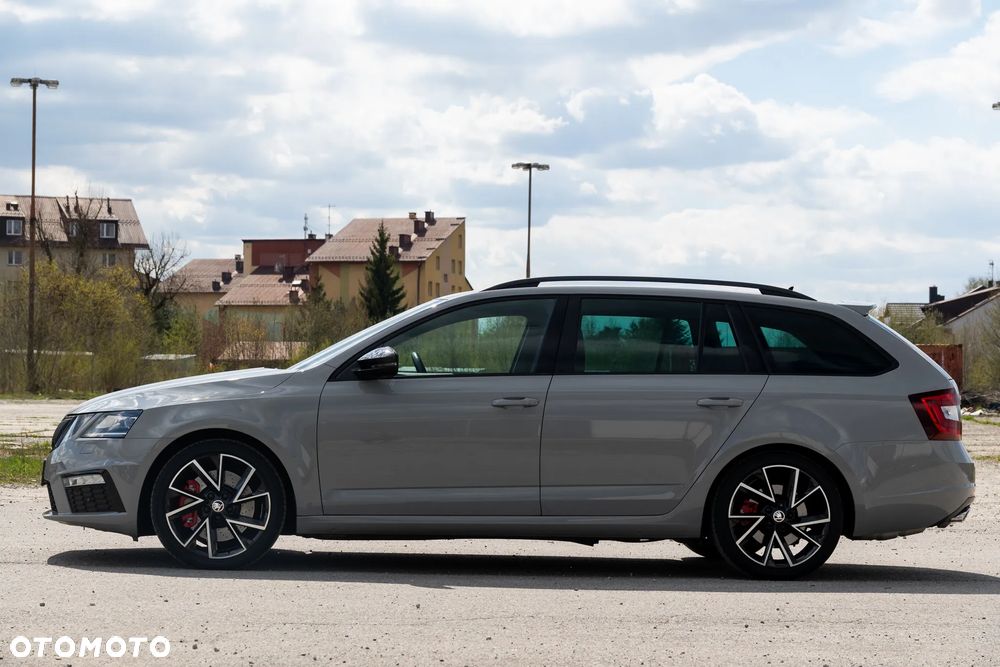 Skoda Octavia 2.0 TSI GPF RS 245 - 9