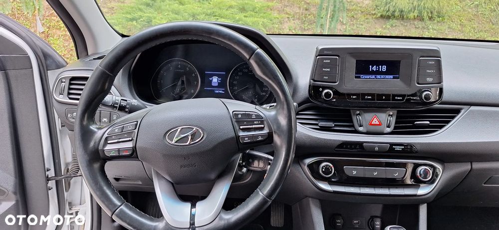 Hyundai i30 1.4 Classic + - 13