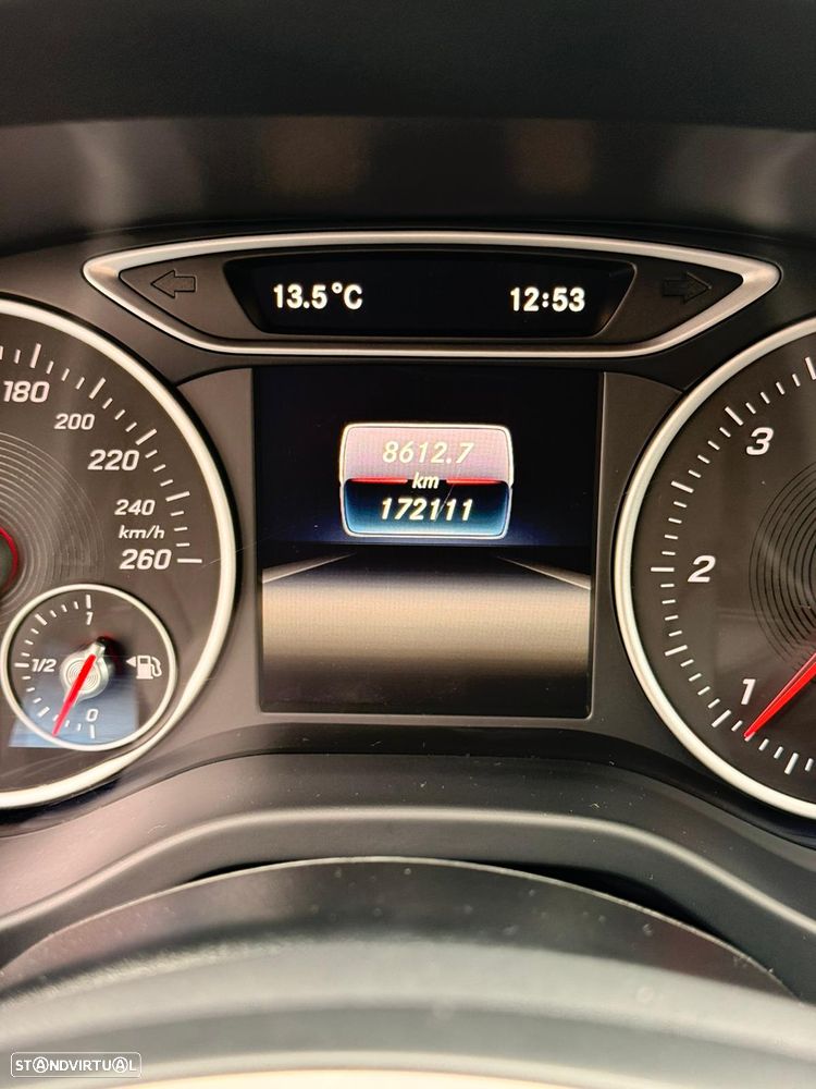 Mercedes-Benz A 180 Limousine - 4