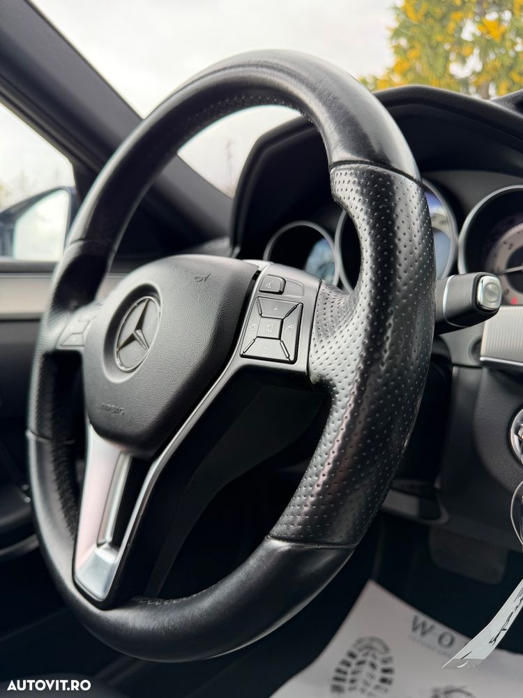 Mercedes-Benz E 200 BlueTEC 7G-TRONIC Edition - 30