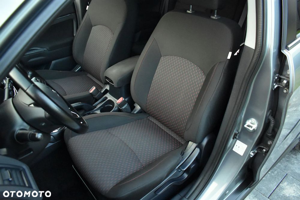 Mitsubishi ASX 1.6 DID Invite - 25